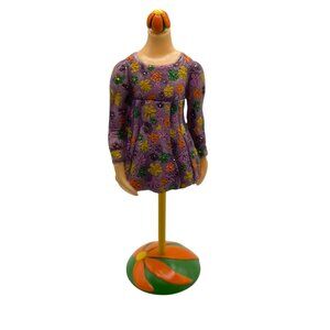 The Latest Thing "Summer Of Love" Collectible Figurine collection Art Sewing
